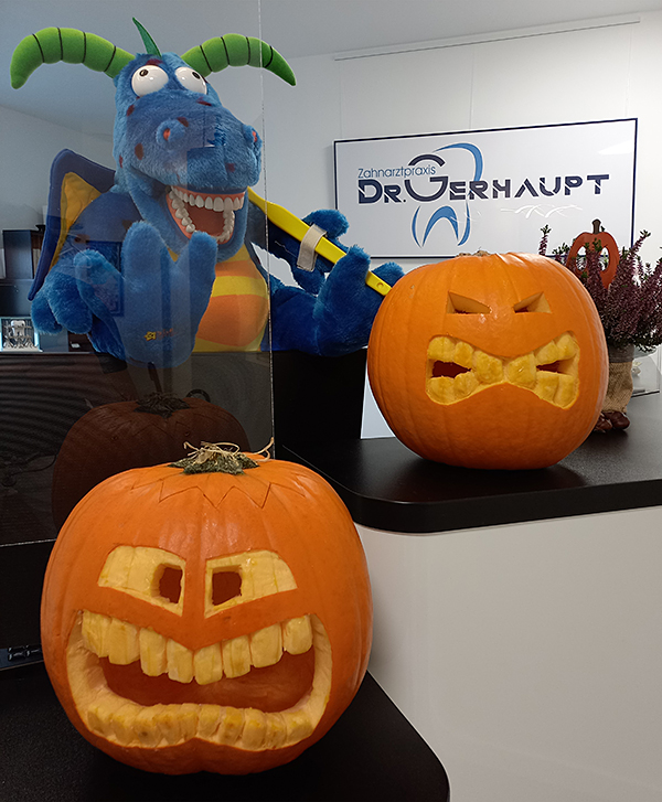 Wir wünschen eine gute Woche und viel Vorfreude auf Halloween. - Zahnarztpraxis Dr. Gerhaupt in Essen-Heisingen